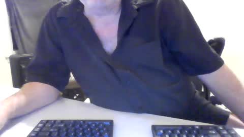 Snapshot of junkhp1 chatting on June 29, 10:37 am junkhp1 online show from June 29, 10:37 am