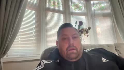 Snapshot of junky345 chatting on January 7, 10:11 am Junky online show from January 7, 10:11 am