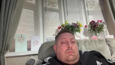 Snapshot of junky345 chatting on February 4, 5:01 pm Junky online show from February 4, 5:01 pm