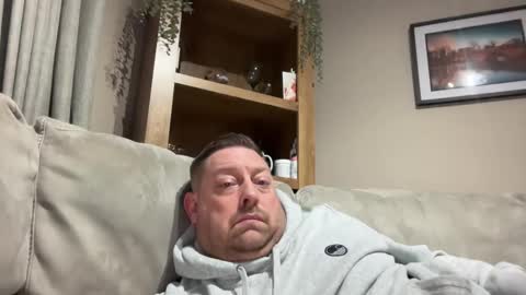 Snapshot of junky345 chatting on February 7, 8:53 pm Junky online show from February 7, 8:53 pm