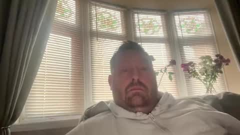 Snapshot of junky345 chatting on February 19, 1:39 pm Junky online show from February 19, 1:39 pm