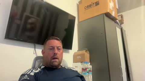 Junky online show from April 15, 5:31 pm