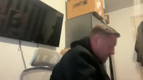 Snapshot of junky345 chatting on April 20, 7:26 pm Junky online show from April 20, 7:26 pm