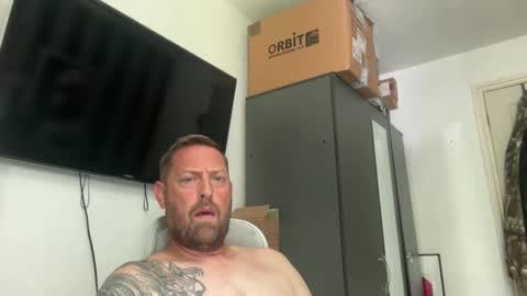 Snapshot of junky345 chatting on May 31, 8:43 am Junky online show from May 31, 8:43 am