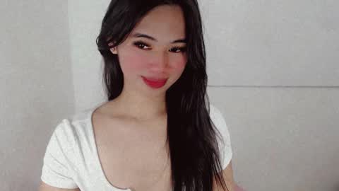Snapshot of juny_lanyy chatting on February 8, 5:08 am Julia online show from February 8, 5:08 am