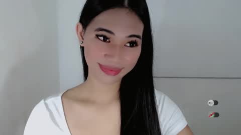 Snapshot of juny_lanyy chatting on February 13, 1:08 am Julia online show from February 13, 1:08 am