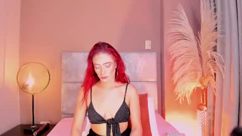 Snapshot of jupiterfoxxxx chatting on June 17, 12:57 am Jupiter Fox online show from June 17, 12:57 am