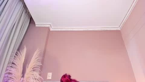 Snapshot of jupiterfoxxxx chatting on June 20, 1:03 pm Jupiter Fox online show from June 20, 1:03 pm