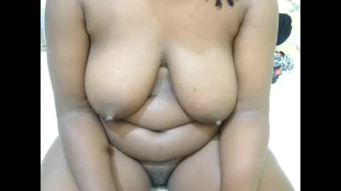 jusst_ayanna online show from April 30, 11:38 am