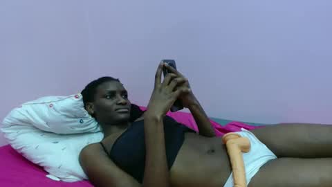 just ebonee online show from December 23, 1:14 am