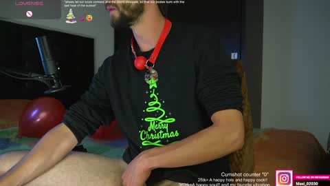Snapshot of just_your_dreamboy chatting on December 5, 9:06 pm Maxi online show from December 5, 9:06 pm