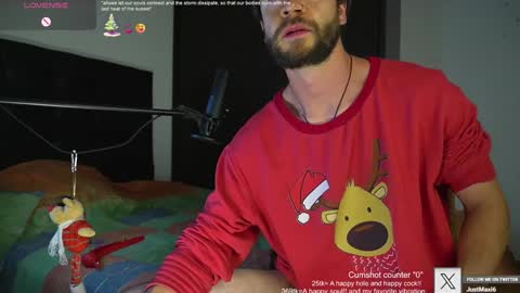 Snapshot of just_your_dreamboy chatting on December 20, 1:58 am Maxi online show from December 20, 1:58 am