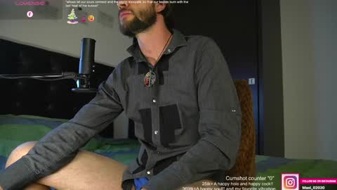 Snapshot of just_your_dreamboy chatting on January 21, 11:34 pm Maxi online show from January 21, 11:34 pm