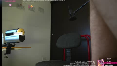 Snapshot of just_your_dreamboy chatting on February 16, 9:59 pm Maxi online show from February 16, 9:59 pm