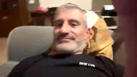 Snapshot of justafriendddd chatting on November 9, 9:35 pm justafriendddd online show from November 9, 9:35 pm