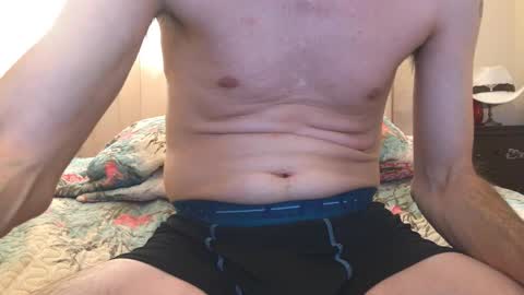 Snapshot of justasexyguyforu chatting on December 23, 6:27 pm justasexyguyforu online show from December 23, 6:27 pm