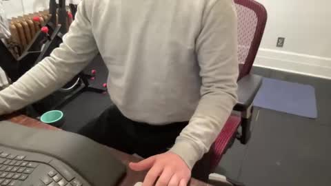 Snapshot of justeunjour chatting on March 6, 1:48 am justeunjour online show from March 6, 1:48 am