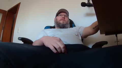 Just Flo ---  online show from March 3, 12:48 pm