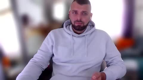 Snapshot of justforfunchriss chatting on September 9, 8:03 am justforfunchriss online show from September 9, 8:03 am