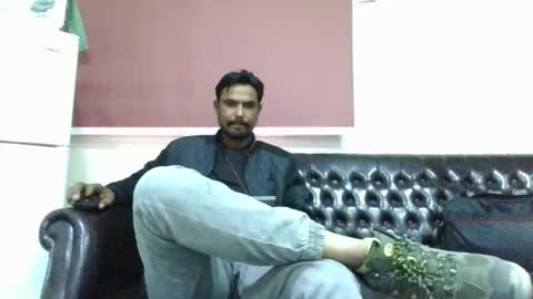 Snapshot of justfunn4u chatting on December 19, 11:50 am justfunn4u online show from December 19, 11:50 am