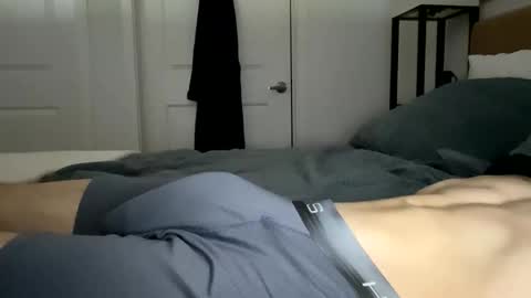 Justhangin9 online show from March 8, 5:06 pm