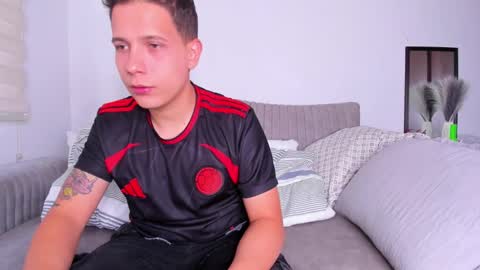 Snapshot of justin_biker chatting on February 26, 1:11 am justin_biker online show from February 26, 1:11 am