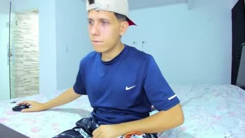 Snapshot of justin_biker chatting on September 24, 9:45 am justin_biker online show from September 24, 9:45 am