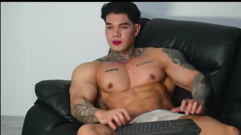 Snapshot of justin_clark1 chatting on July 11, 4:26 am justin clark1 online show from July 11, 4:26 am
