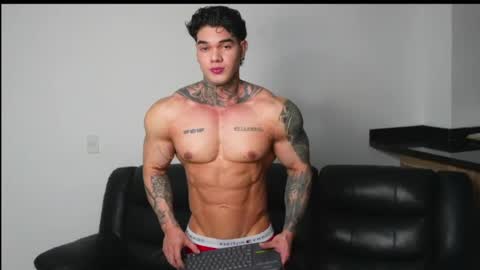Snapshot of justin_clark1 chatting on July 15, 3:56 am justin clark1 online show from July 15, 3:56 am