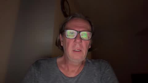 Snapshot of justin_hornyyyy chatting on November 10, 1:48 am justin_hornyyyy online show from November 10, 1:48 am