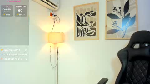 Snapshot of justin_payn14 chatting on July 6, 3:03 pm justin_payn14 online show from July 6, 3:03 pm