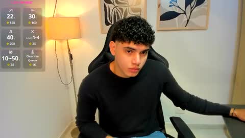 Snapshot of justin_payn14 chatting on July 10, 12:08 pm justin_payn14 online show from July 10, 12:08 pm