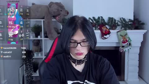Snapshot of justin_twinkboy chatting on December 28, 2:11 am JUSTIN online show from December 28, 2:11 am