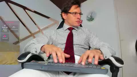 Justin  online show from December 23, 2:53 am