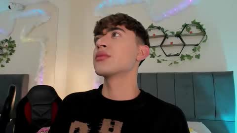 Justin online show from December 20, 11:28 am