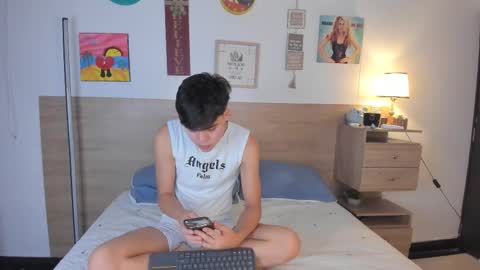 Justin online show from October 8, 12:36 pm