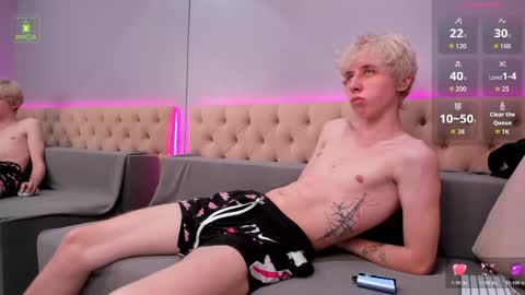 justTEEN online show from May 15, 4:41 am