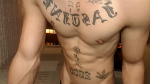 justine_hunk online show from March 6, 1:24 am