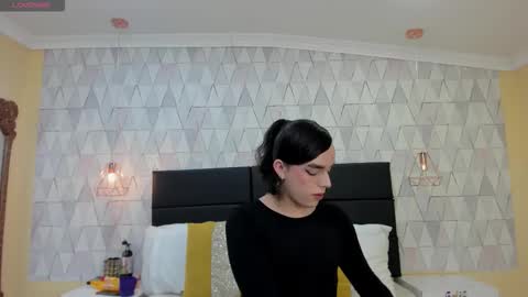 Justine online show from October 18, 4:59 am