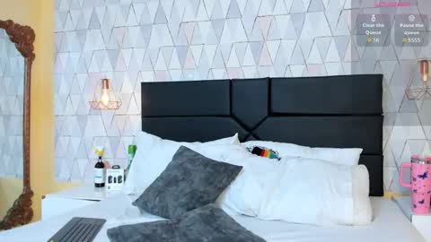 Justine online show from November 22, 4:11 am