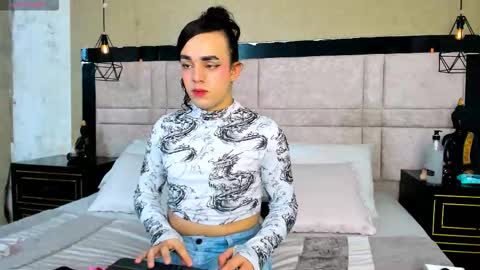 Justine online show from February 28, 4:46 am