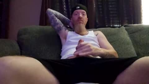 Snapshot of justinfromthadro chatting on September 14, 9:25 pm justinfromthadro online show from September 14, 9:25 pm