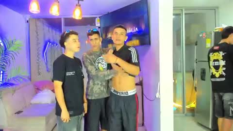justingtime21 online show from June 16, 6:05 am