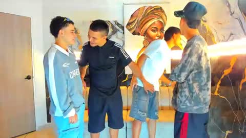 justingtime21 online show from June 18, 5:19 am