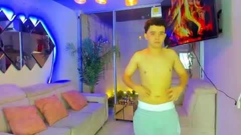 justingtime21 online show from June 30, 5:30 am