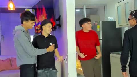 justingtime21 online show from July 30, 5:06 am