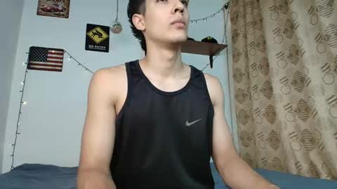 Snapshot of justinsinner1 chatting on February 24, 1:13 am justinsinner1 online show from February 24, 1:13 am