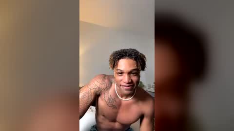 justinxdragun online show from July 16, 8:31 am