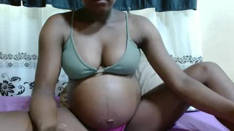 Justlhot online show from February 8, 10:18 am