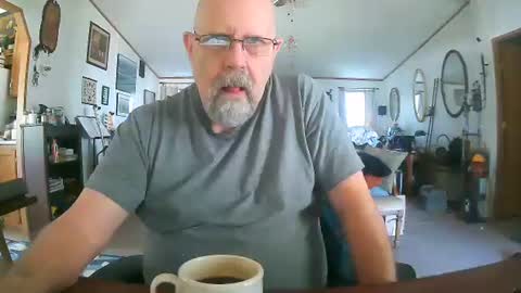 Snapshot of justlusting51 chatting on September 28, 4:01 pm justlusting51 online show from September 28, 4:01 pm